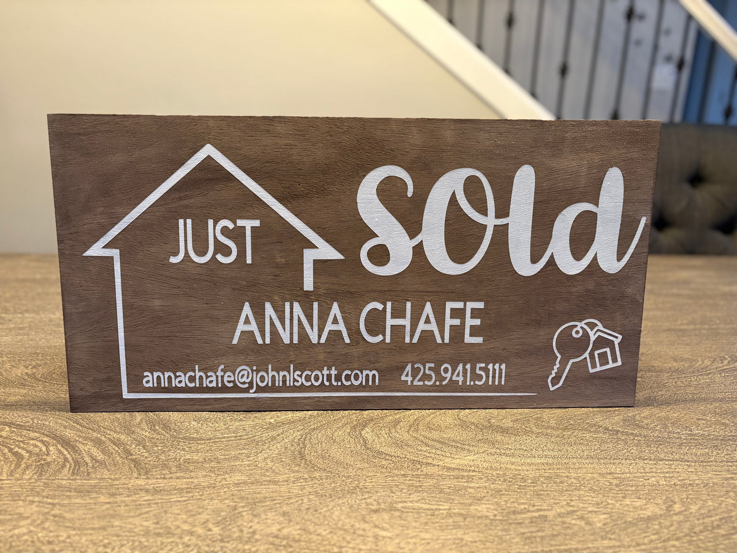 Realtor Closing Sign